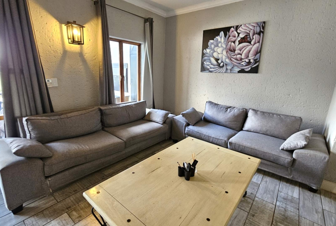 3 Bedroom Island Style Townhouse Ile Du Lac Hartbeespoort