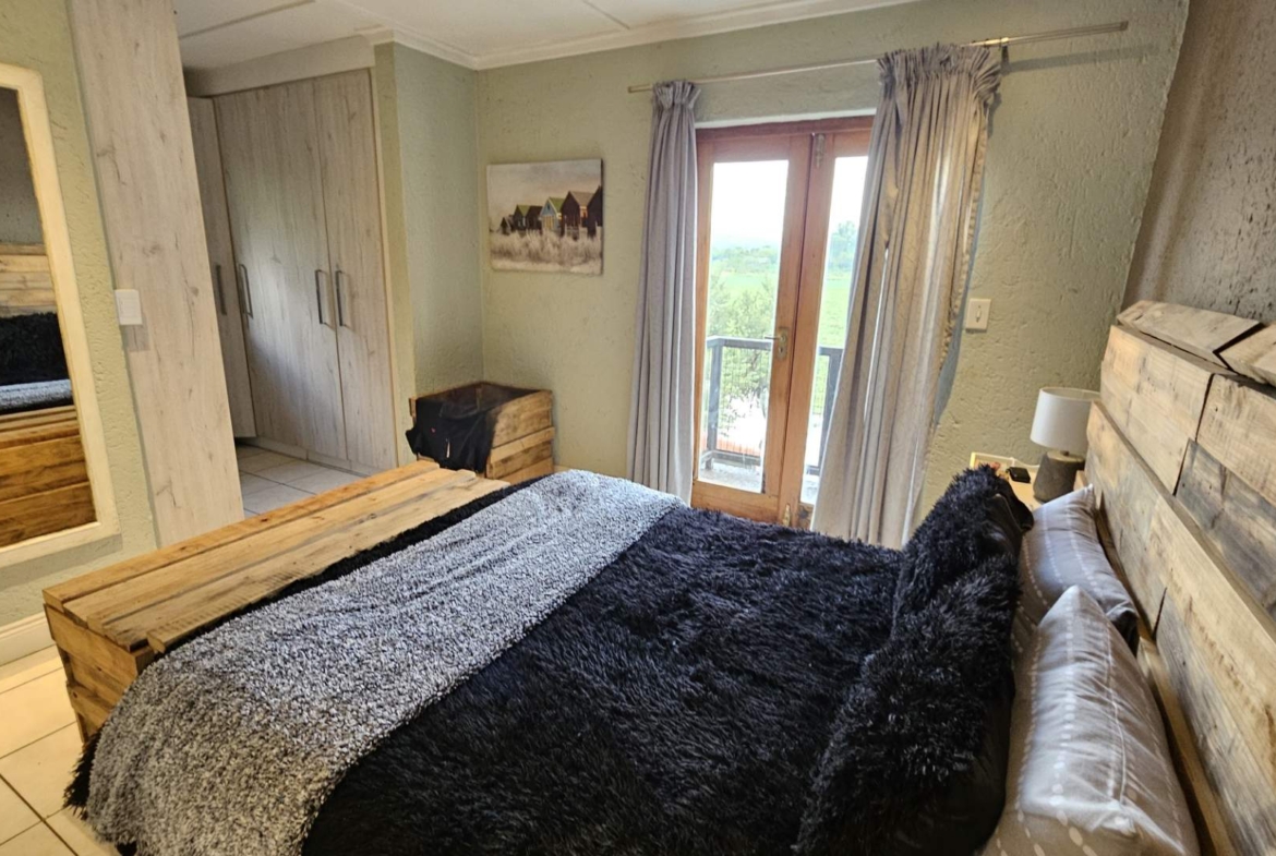 3 Bedroom Island Style Townhouse Ile Du Lac Hartbeespoort