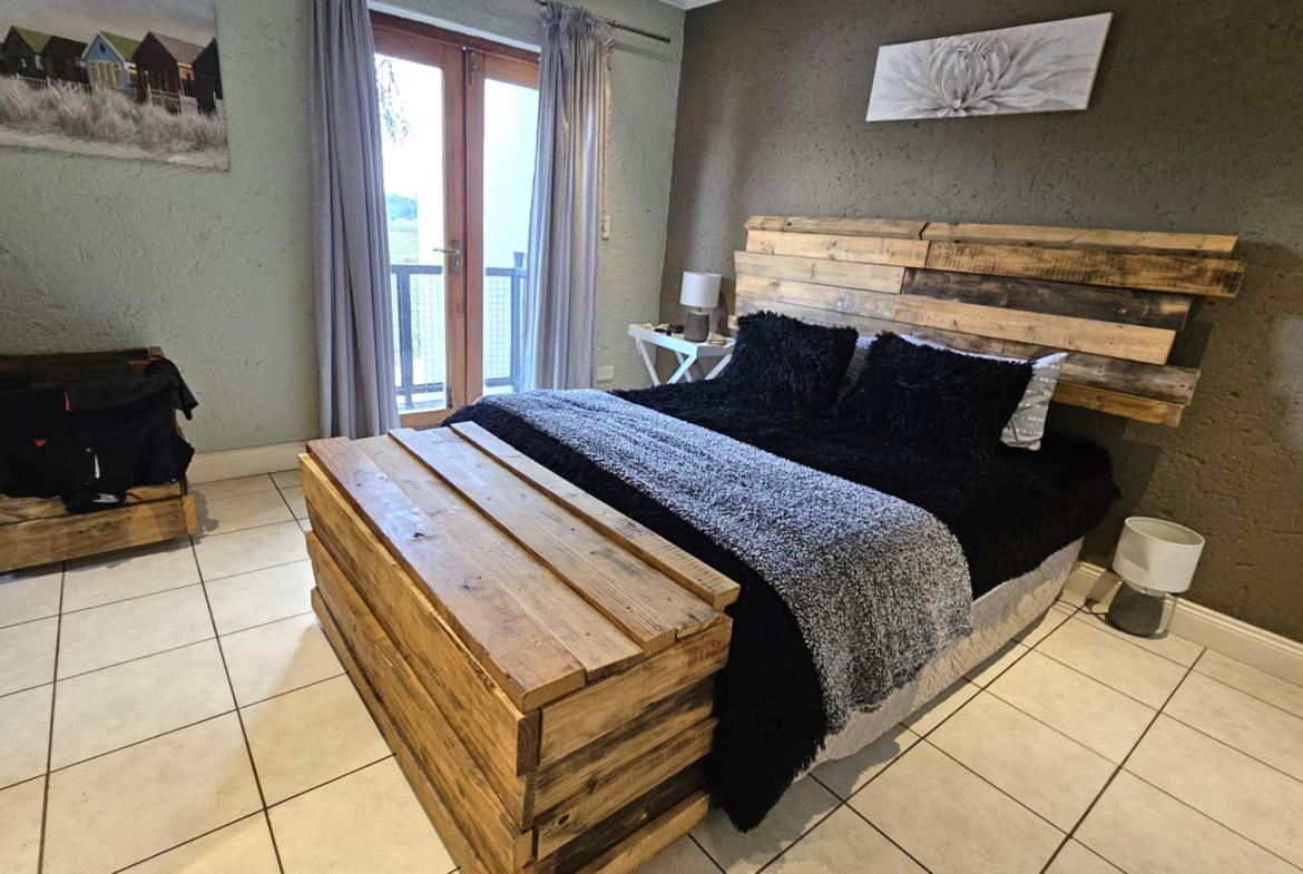 3 Bedroom Island Style Townhouse Ile Du Lac Hartbeespoort