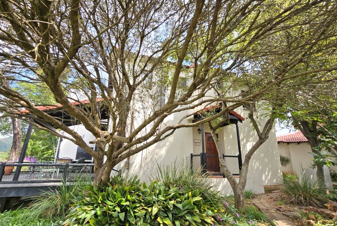 3 Bedroom Island Style Townhouse Ile Du Lac Hartbeespoort