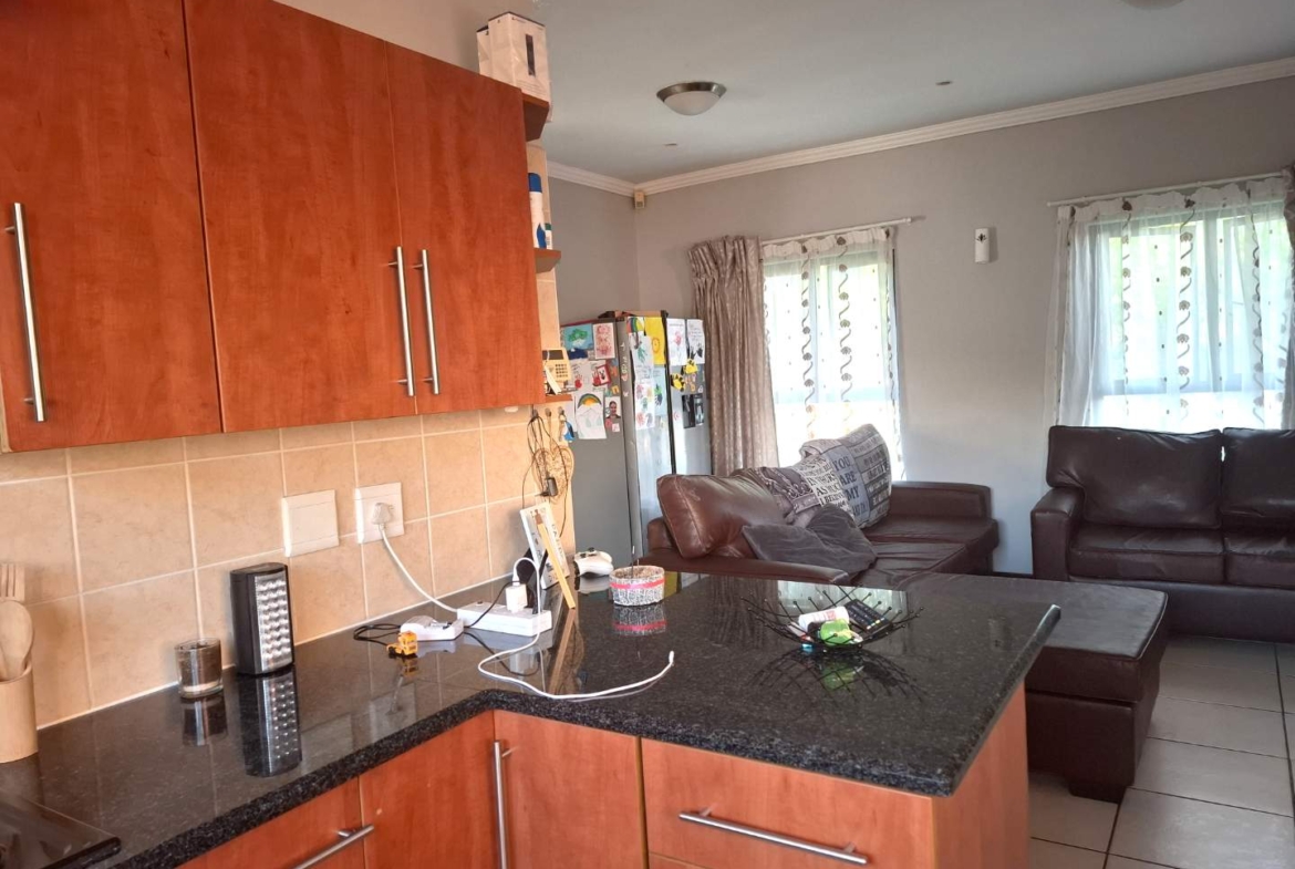 2 Bedroom Apartment in Popular Concerto Symphony Park Hartbeespoort