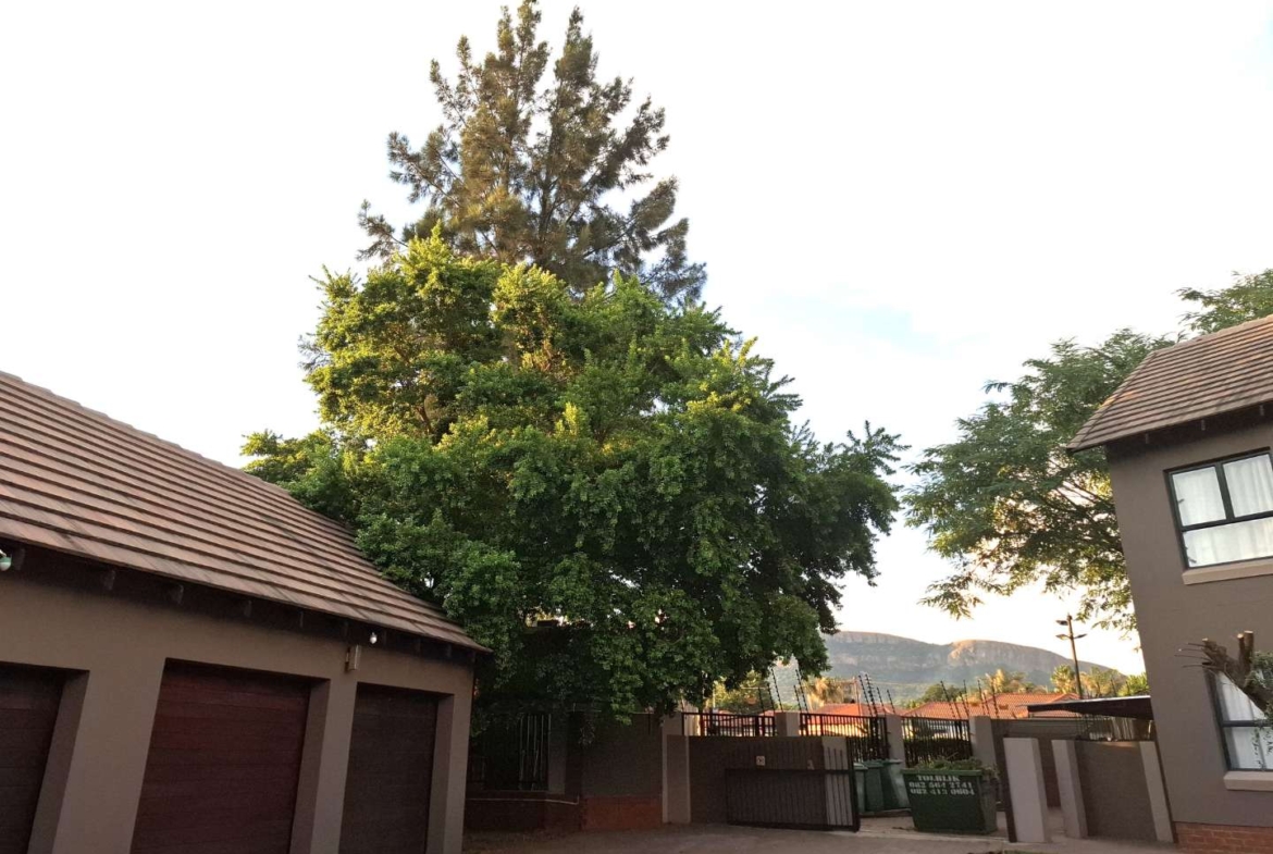 2 Bedroom Apartment in Popular Concerto Symphony Park Hartbeespoort