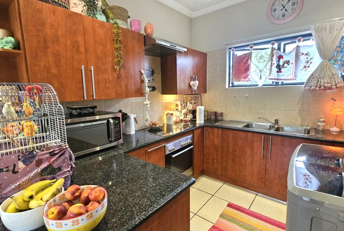 2 Bedroom Apartment In Symphony Park Hartbeespoort