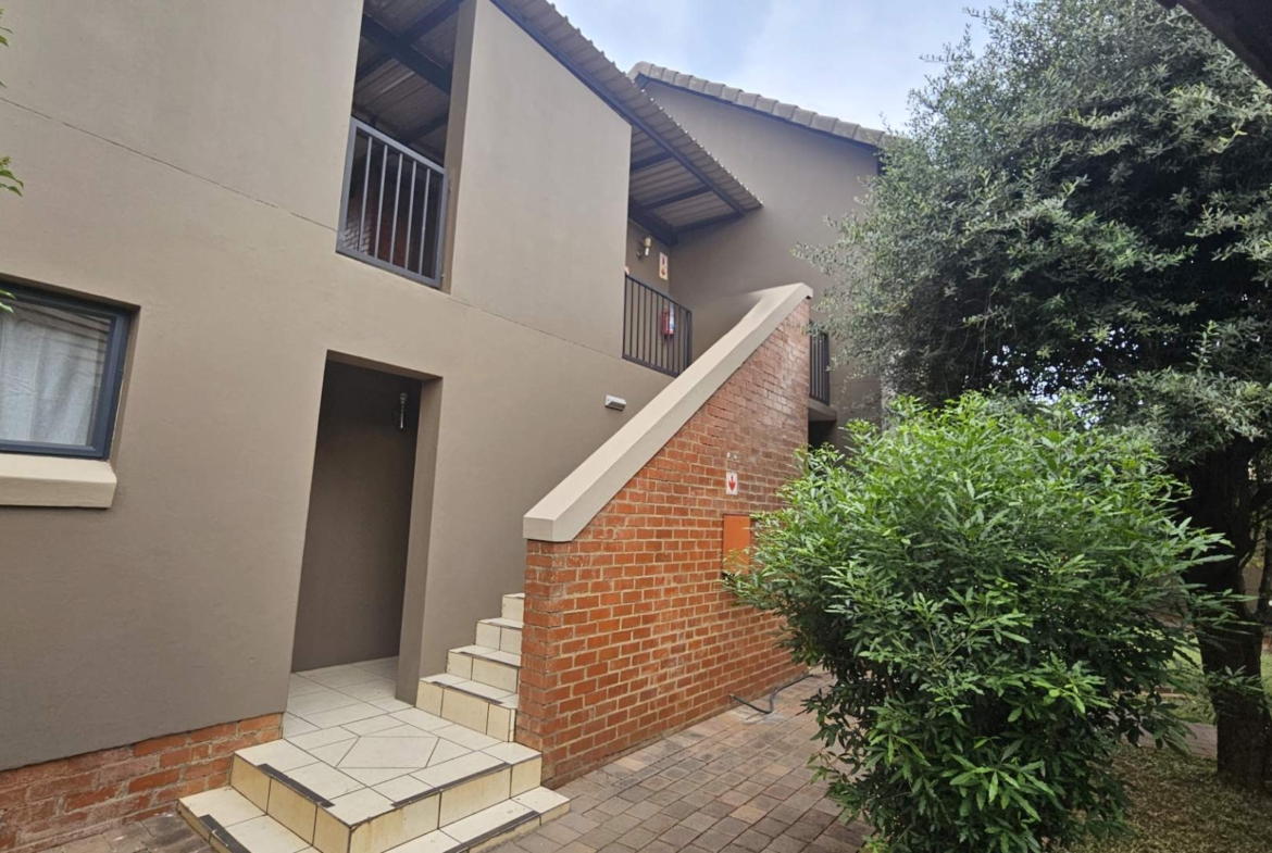 2 Bedroom Apartment In Symphony Park Hartbeespoort