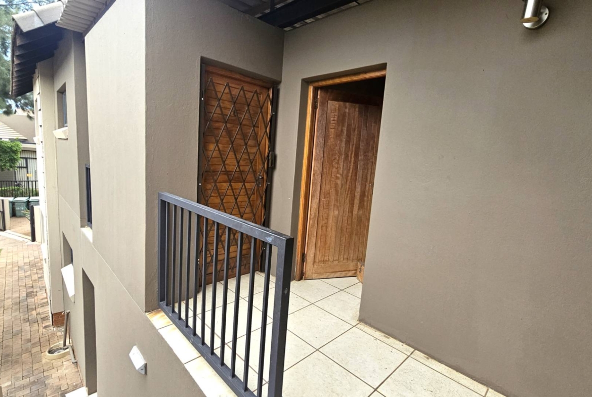 2 Bedroom Apartment In Symphony Park Hartbeespoort