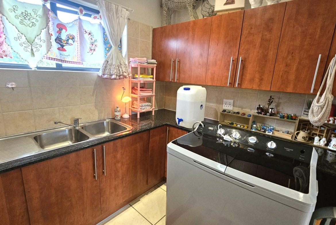2 Bedroom Apartment In Symphony Park Hartbeespoort