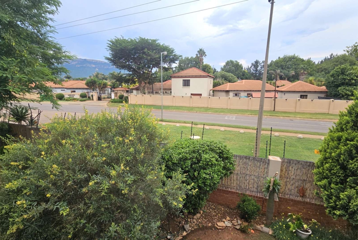 2 Bedroom Apartment In Symphony Park Hartbeespoort