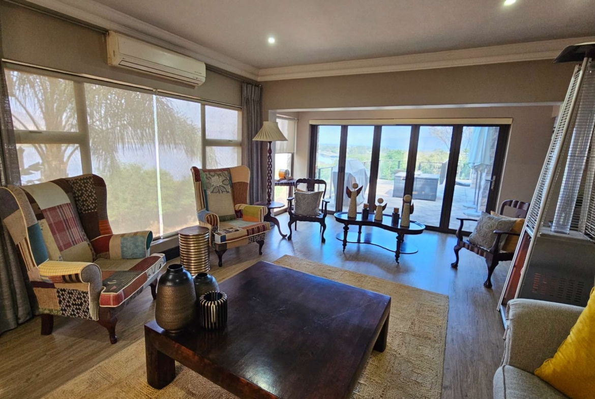 4 Bedroom Executive Family Home in Birdwood Estate