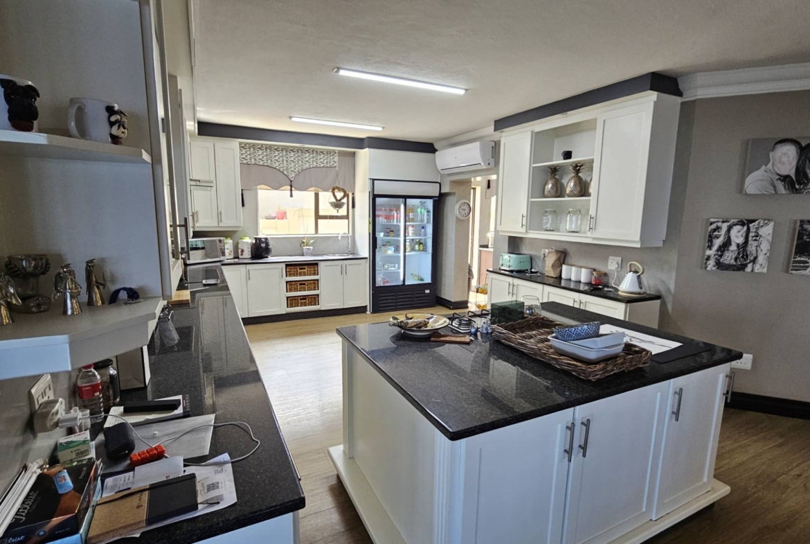 4 Bedroom Executive Family Home in Birdwood Estate
