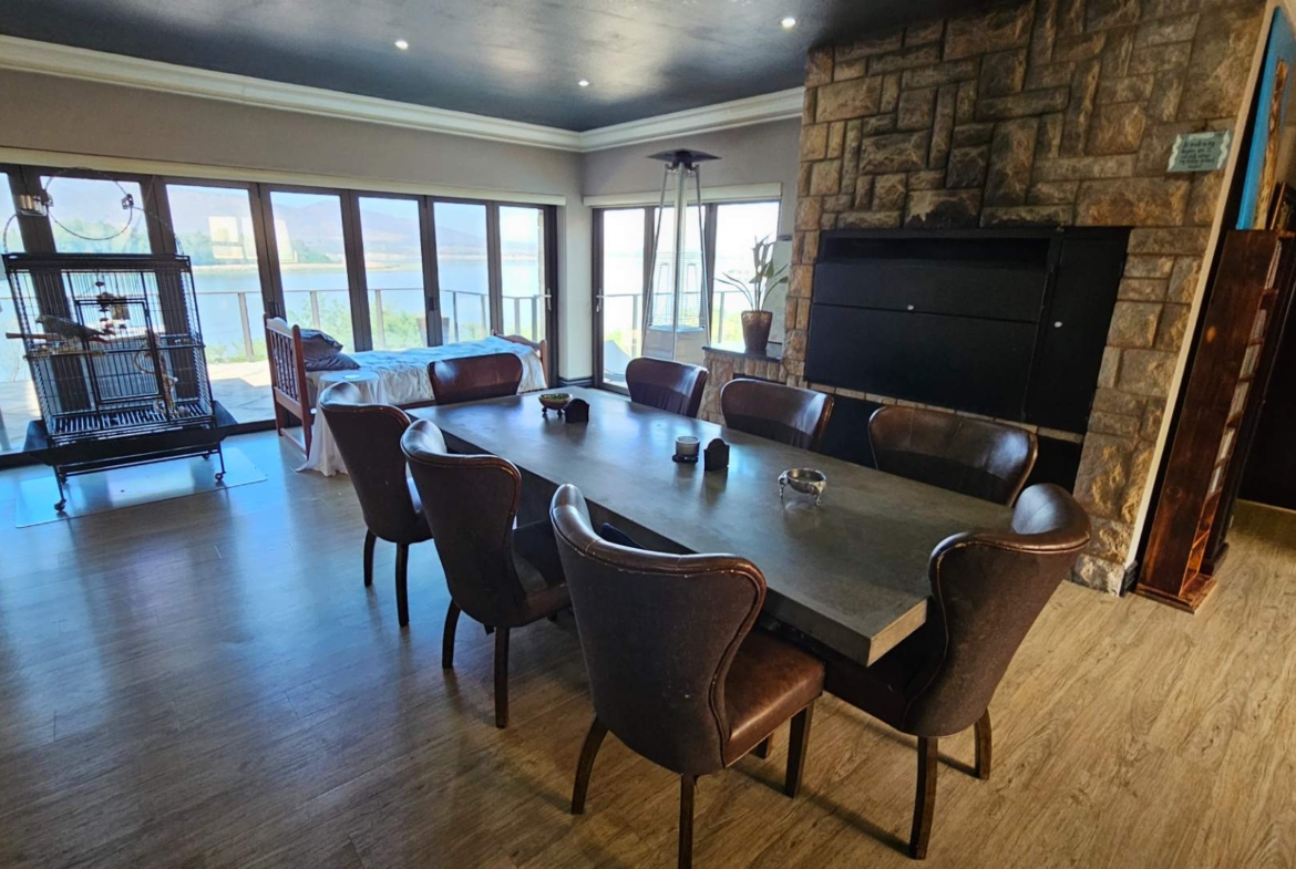 4 Bedroom Executive Family Home in Birdwood Estate