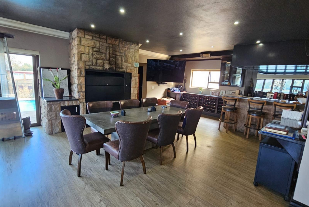 4 Bedroom Executive Family Home in Birdwood Estate