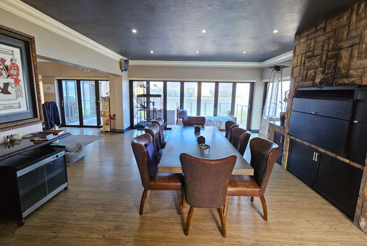 4 Bedroom Executive Family Home in Birdwood Estate