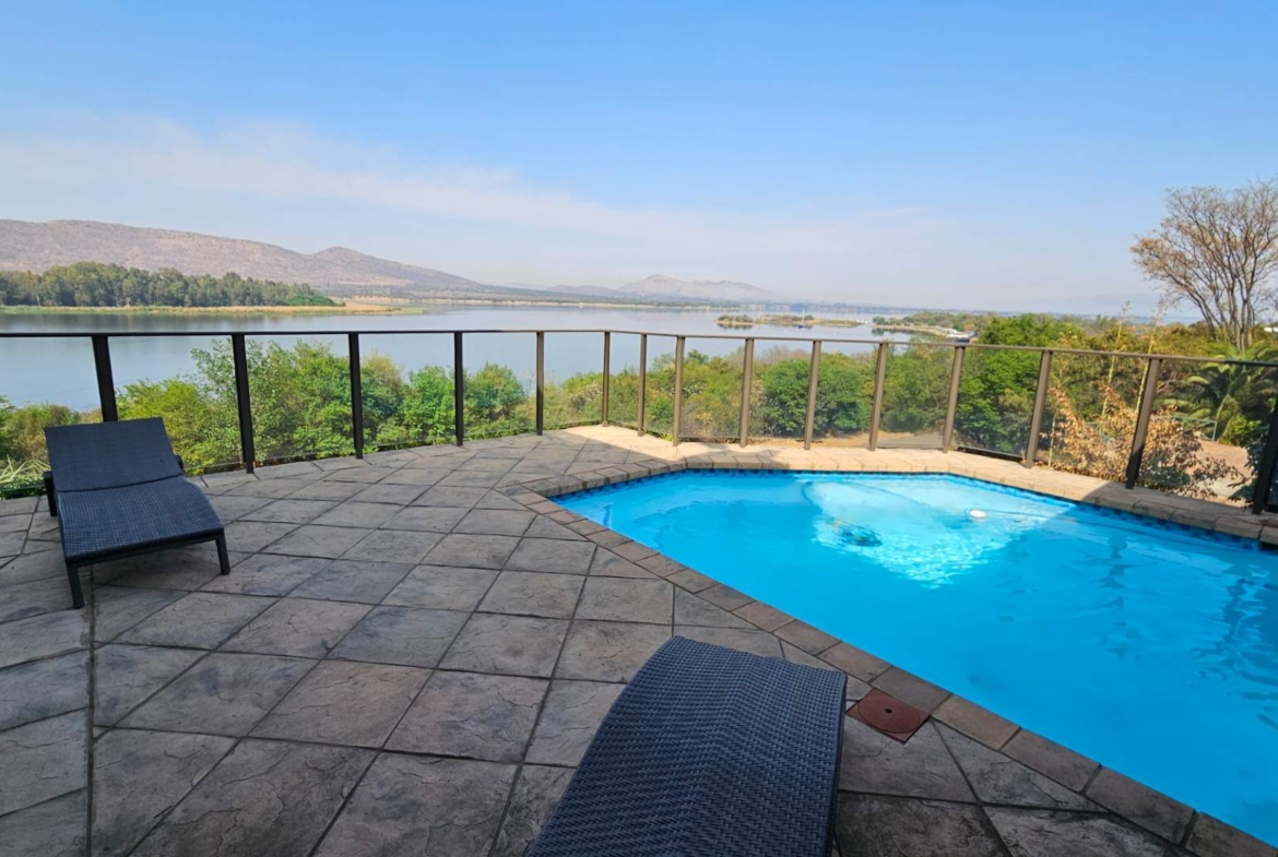 4 Bedroom Executive Family Home in Birdwood Estate
