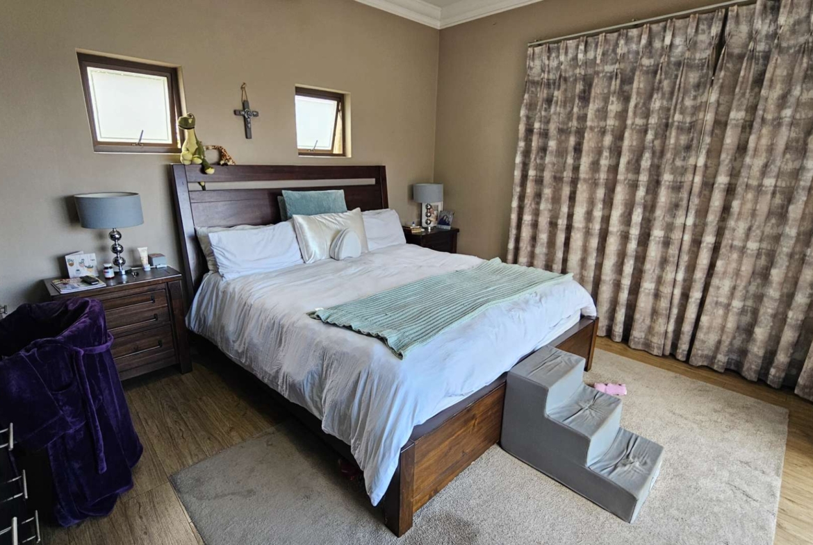4 Bedroom Executive Family Home in Birdwood Estate