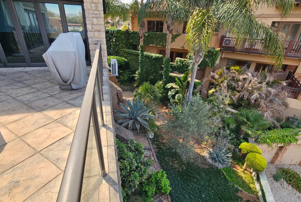 4 Bedroom Executive Family Home in Birdwood Estate