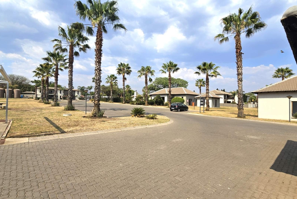 2 Bedroom 2 Bathroom Duplex Apartment In Melodie Waters Hartbeespoort