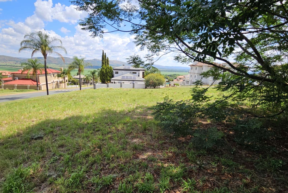 Vacant Stand in Kosmos Ridge