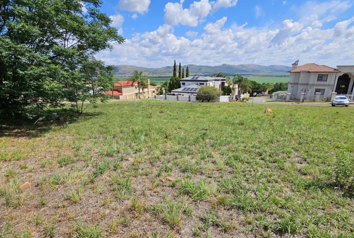 Vacant Stand in Kosmos Ridge