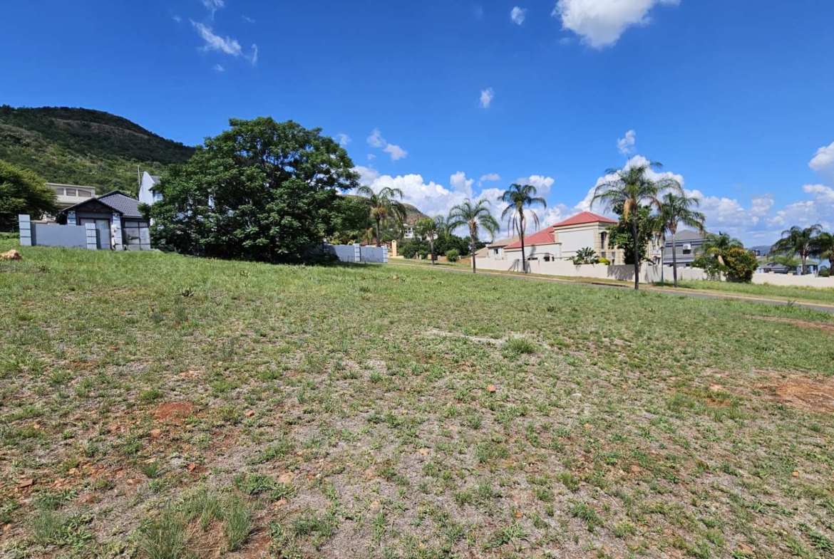 Vacant Stand in Kosmos Ridge