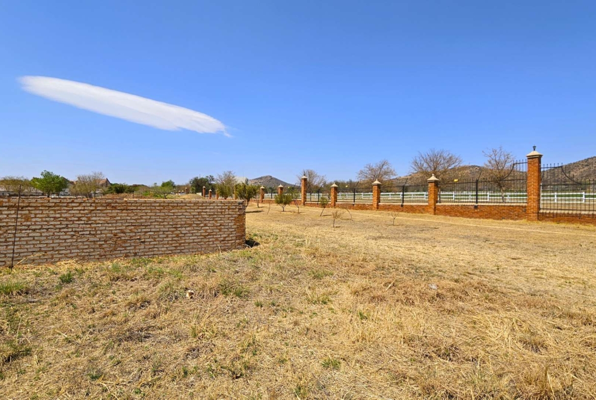 SOLE MANDATE Vacant Stand With Approved House Plans in Landsmeer Equestrian Estate