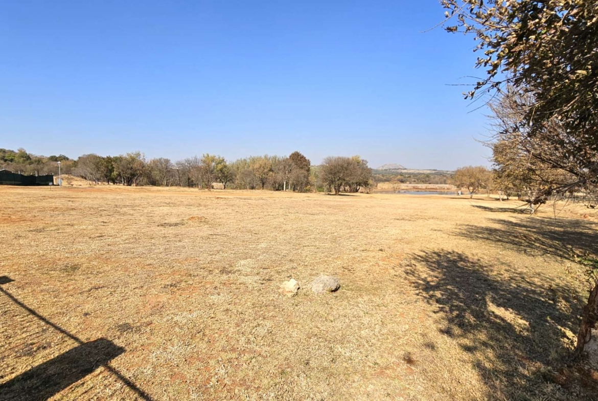 1109sqm VACANT STAND FOR SALE IN ESTATE d AFRIQUE