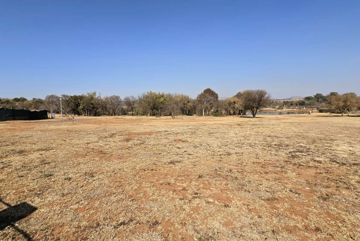 1109sqm VACANT STAND FOR SALE IN ESTATE d AFRIQUE