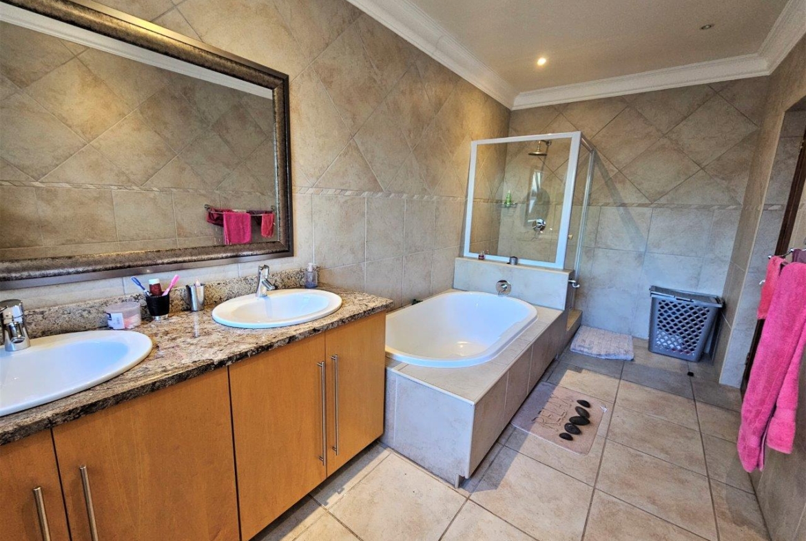 4 Bedroom Home in Caribbean Beach Club