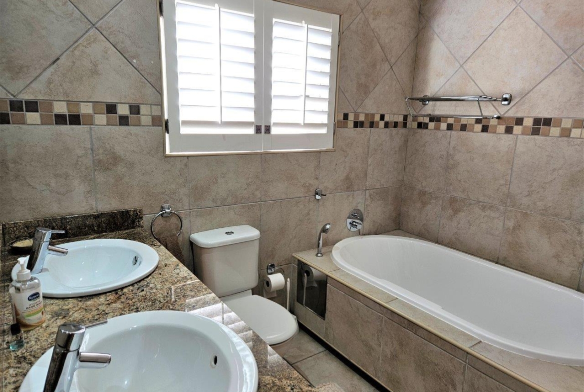 4 Bedroom Home in Caribbean Beach Club