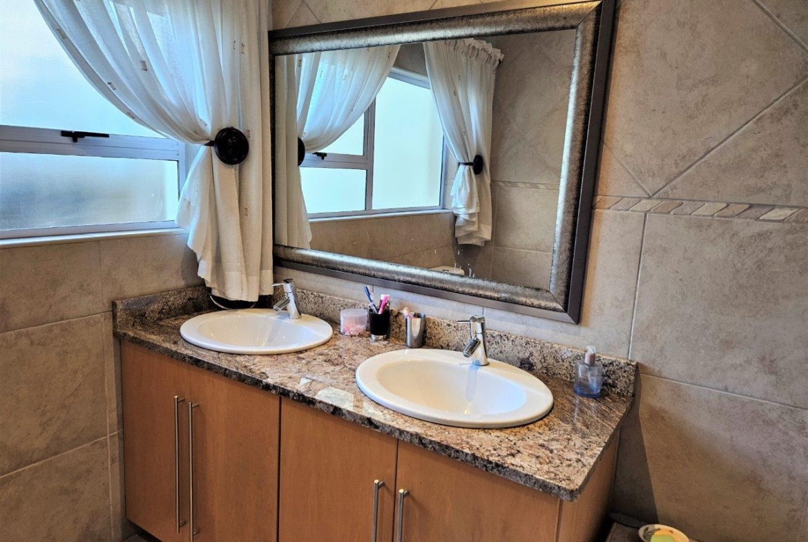4 Bedroom Home in Caribbean Beach Club