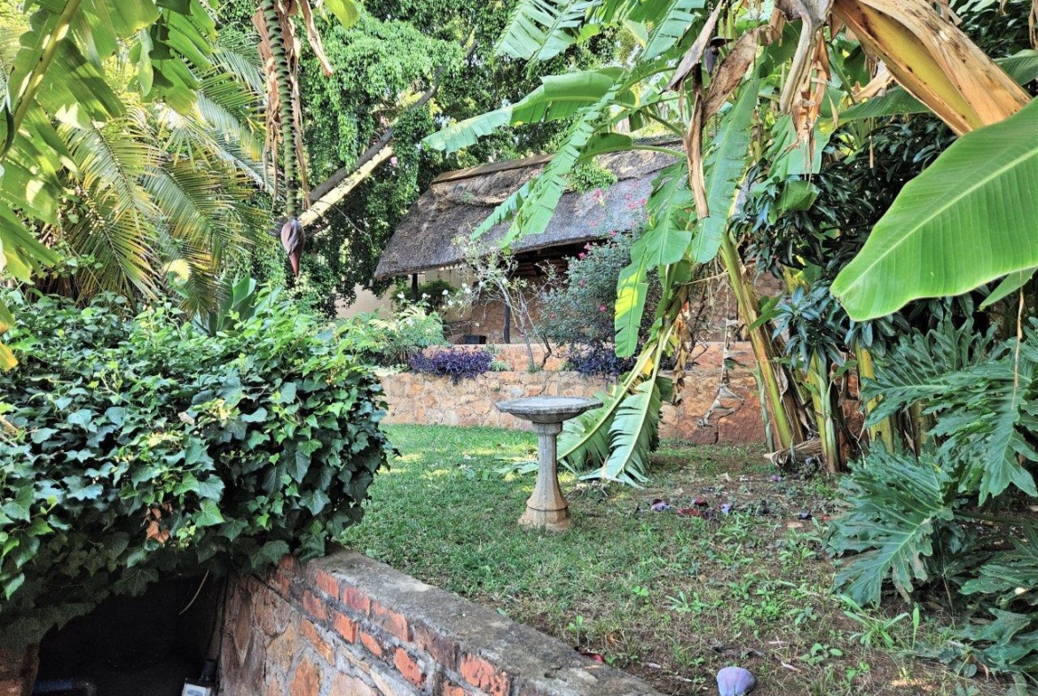 4 Bedroom Home in Kosmos
