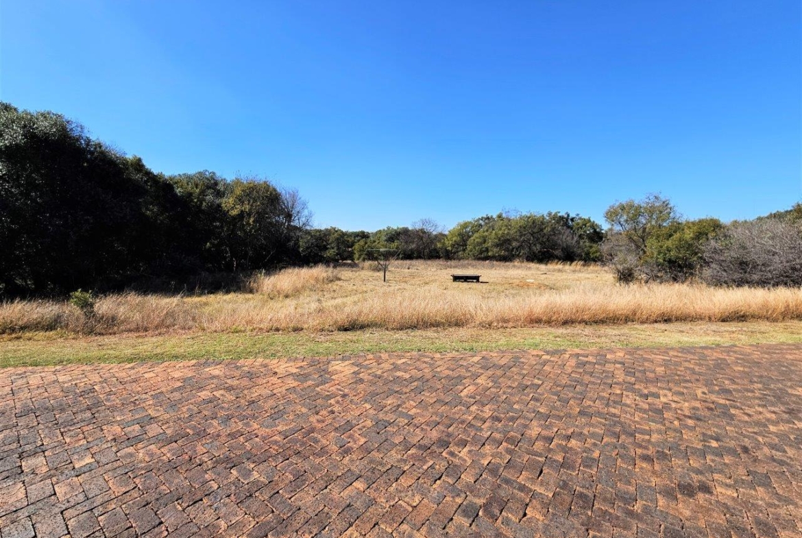 11765m2 Vacant Land in K’Shane