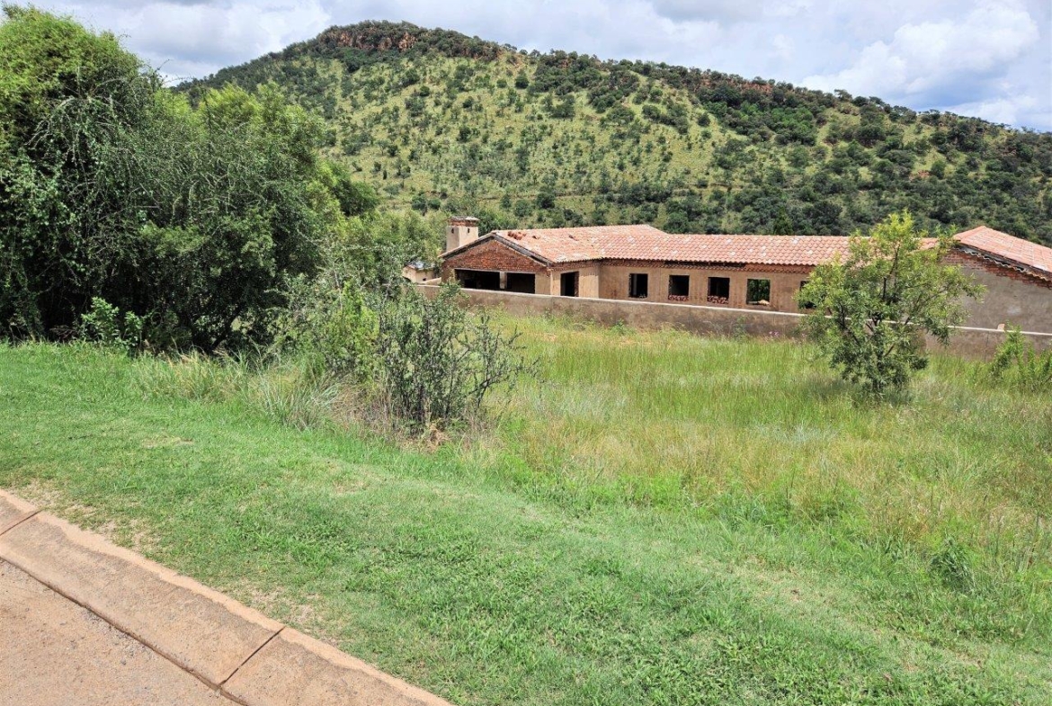 596m2 Vacant Land in Estate D’Afrique