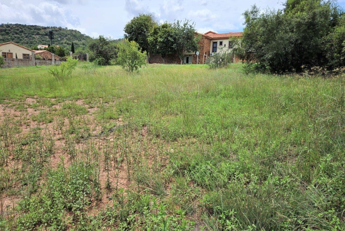 596m2 Vacant Land in Estate D’Afrique