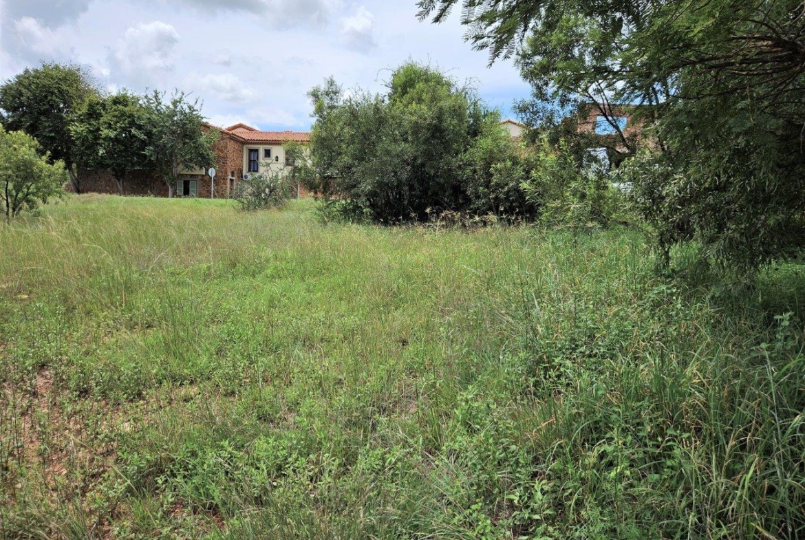596m2 Vacant Land in Estate D’Afrique