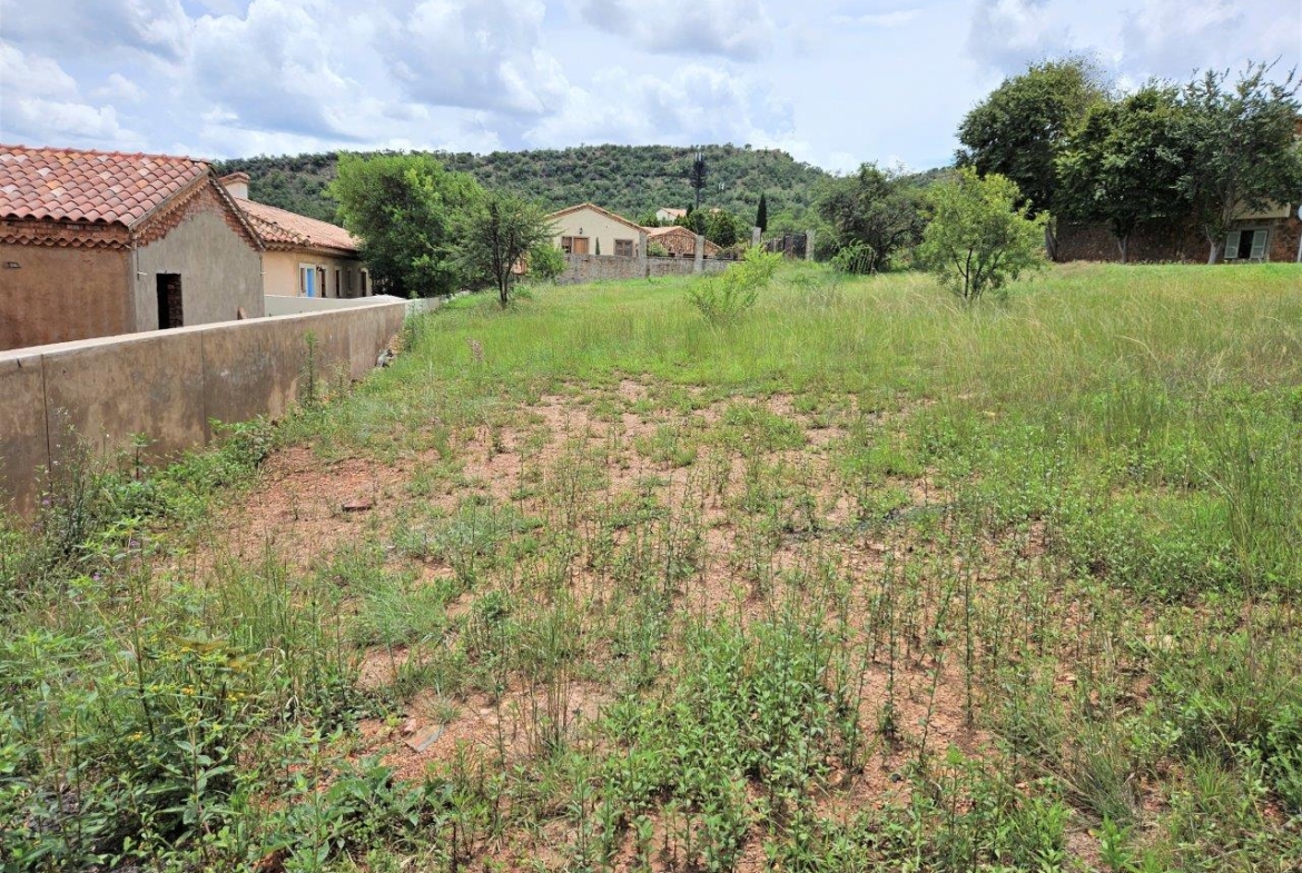 596m2 Vacant Land in Estate D’Afrique