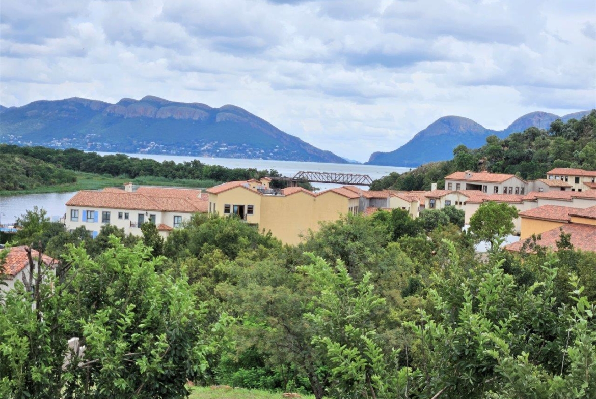596m2 Vacant Land in Estate D’Afrique