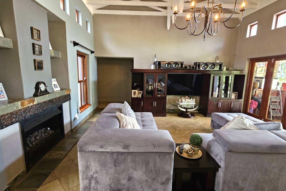 4 Bedroom 4.5 bathrooms Family Home in Estate D’Afrique including a Boathouse.