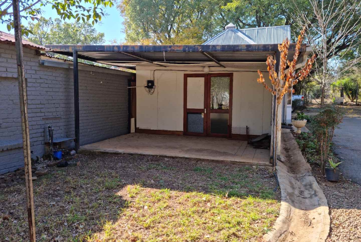 42.8266 ha farm in Hartbeespoort dam