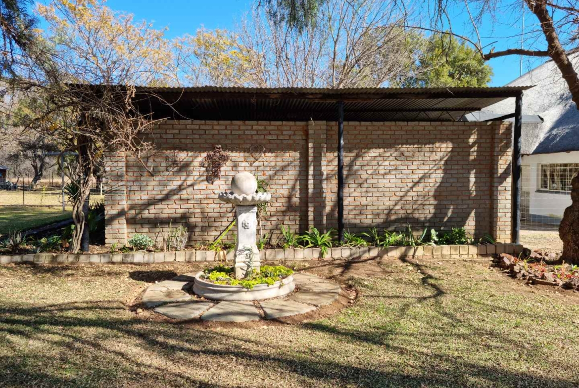 42.8266 ha farm in Hartbeespoort dam