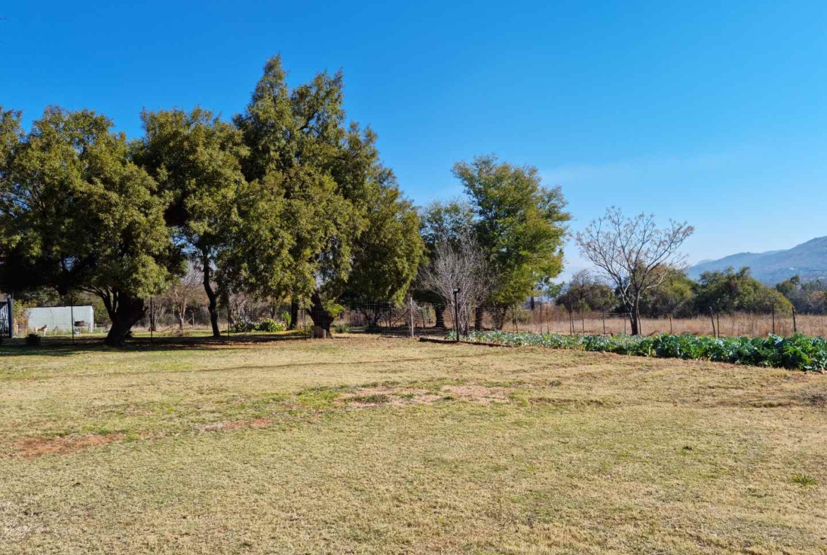 42.8266 ha farm in Hartbeespoort dam