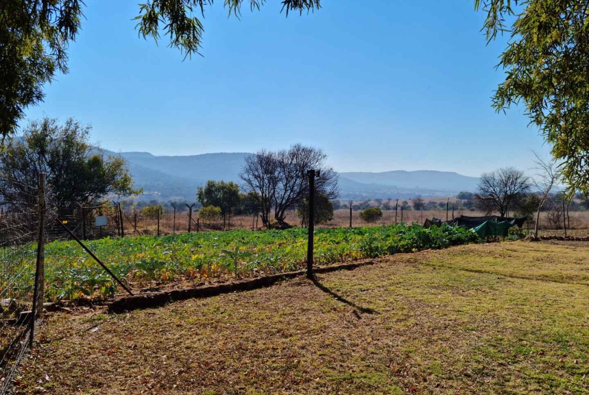 42.8266 ha farm in Hartbeespoort dam