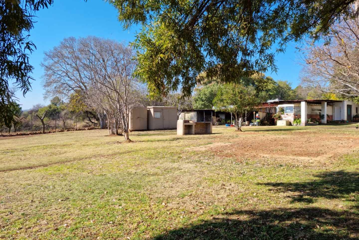 42.8266 ha farm in Hartbeespoort dam