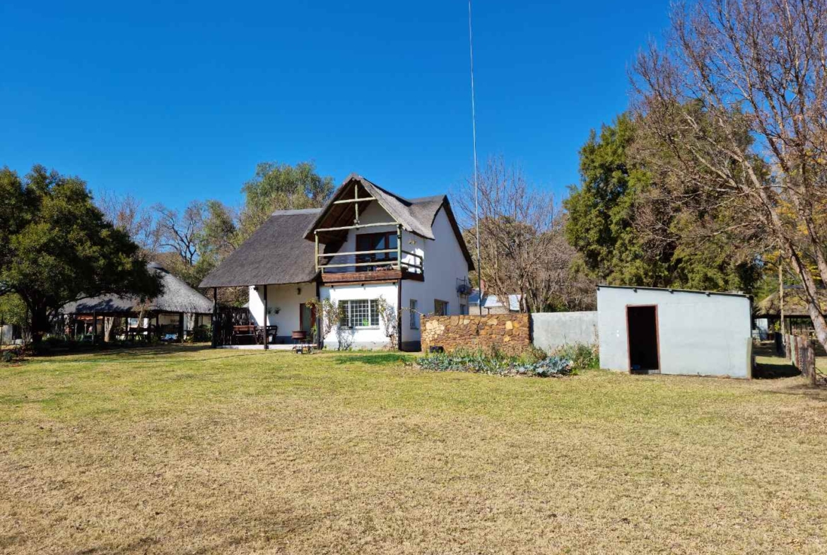 42.8266 ha farm in Hartbeespoort dam