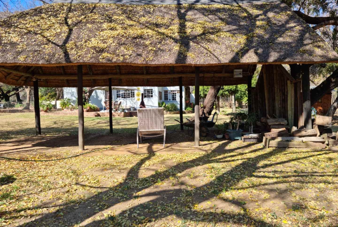 42.8266 ha farm in Hartbeespoort dam