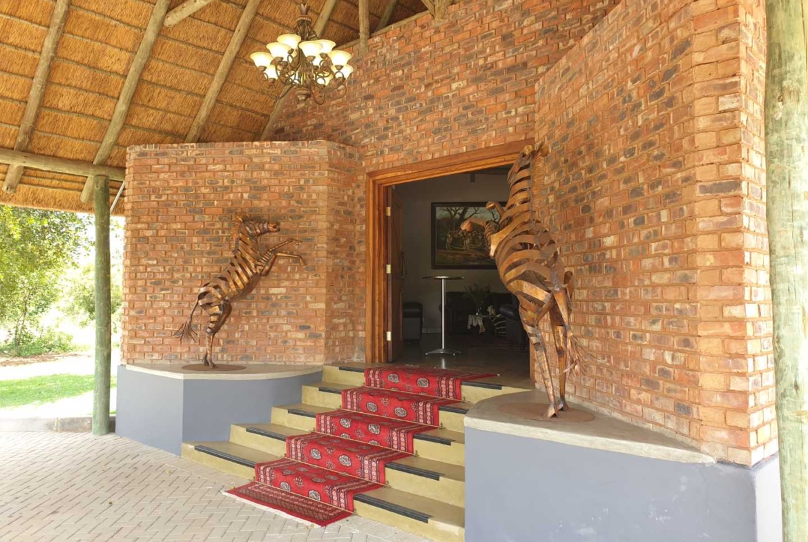 Sterling Bush Lodge