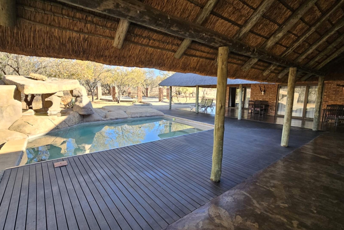 Sterling Bush Lodge