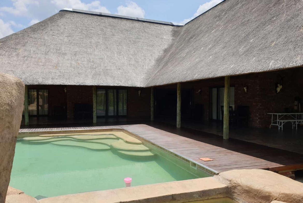 Sterling Bush Lodge