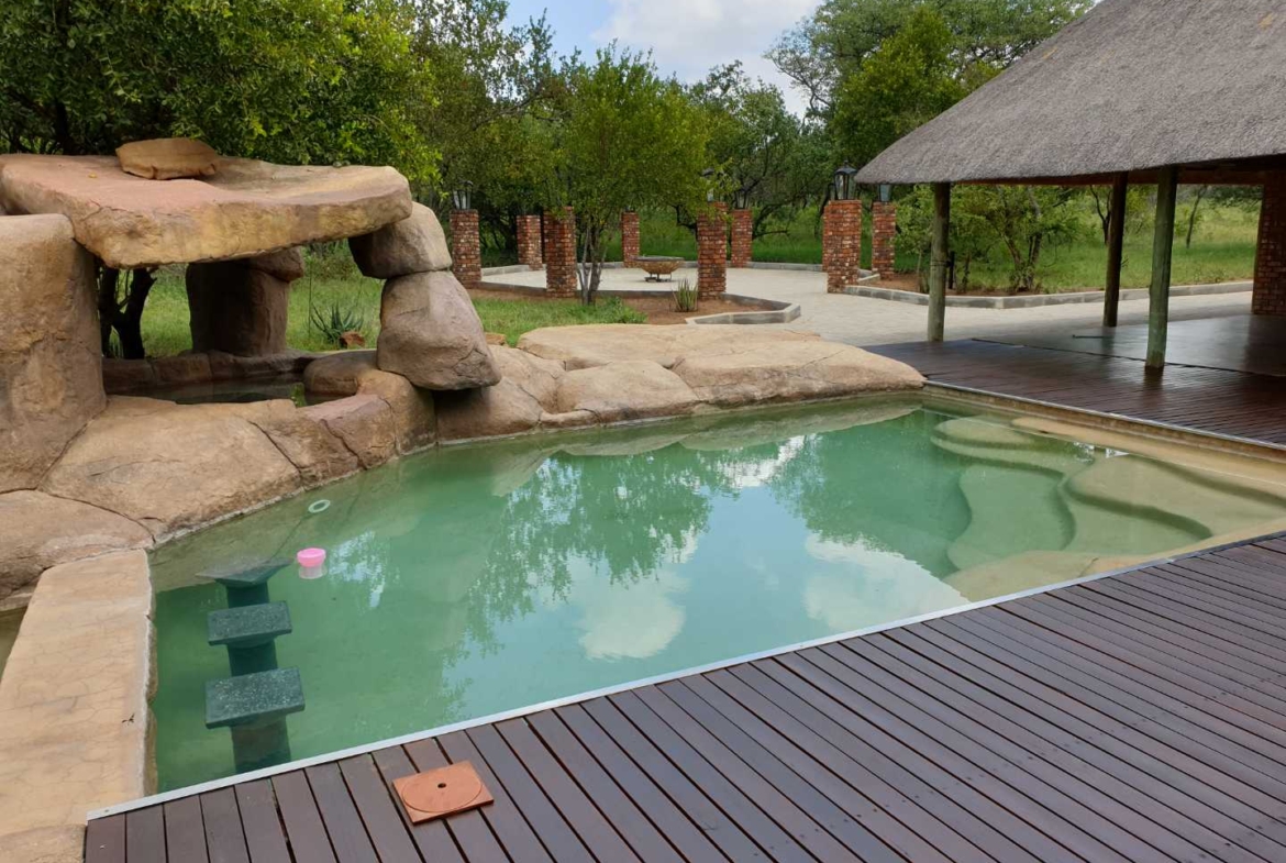 Sterling Bush Lodge