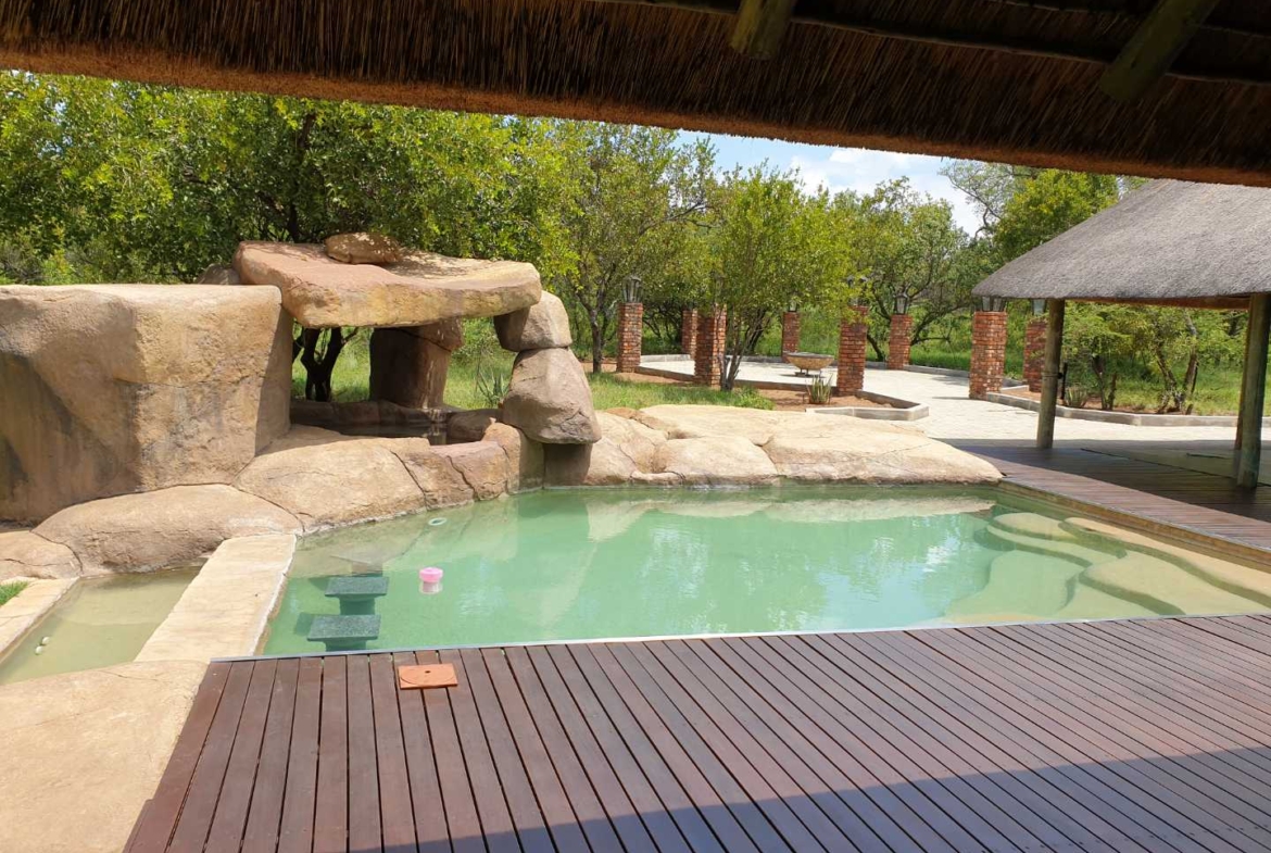 Sterling Bush Lodge